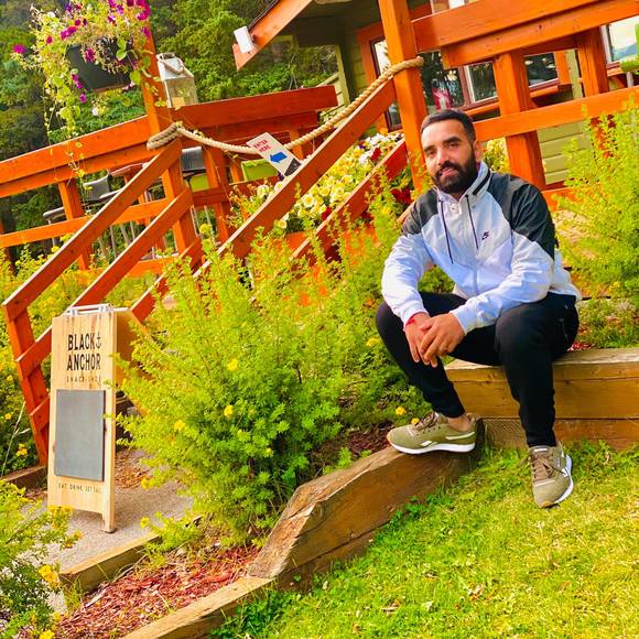 Meet your Posher, Navdeep - Picture 1 of 1